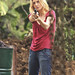 Elizabeth Mitchell Photo 23