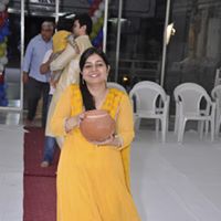 Deepika Vij Photo 8