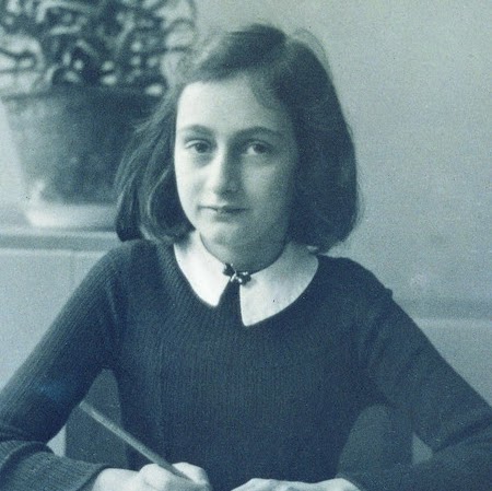 Anne Frank Photo 21