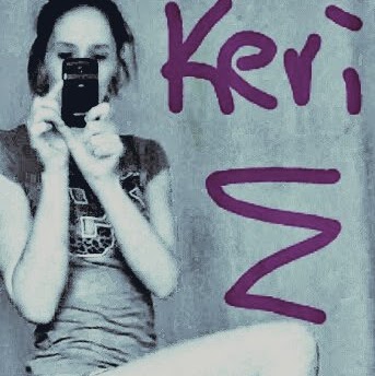 Keri Strong Photo 19