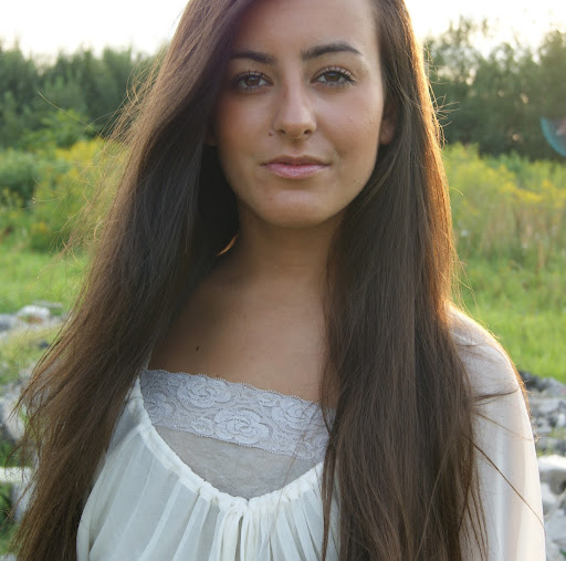 Karolina Stepien Photo 2