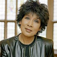 Moira Stuart Photo 14