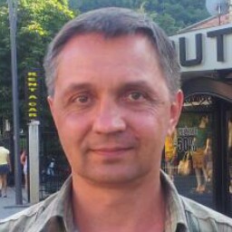 Vladimir Uvarov Photo 3